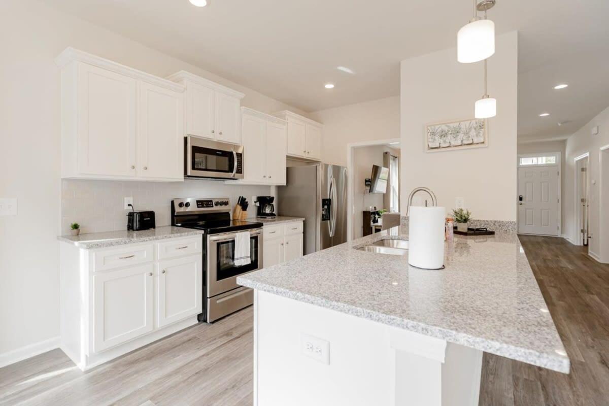 Villa Midtown Walking To Dining Elmwood Park Retreat Columbia Exterior foto