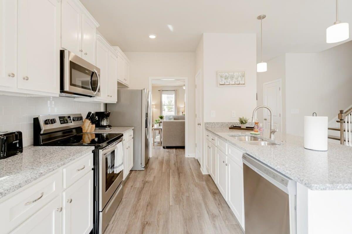 Villa Midtown Walking To Dining Elmwood Park Retreat Columbia Exterior foto